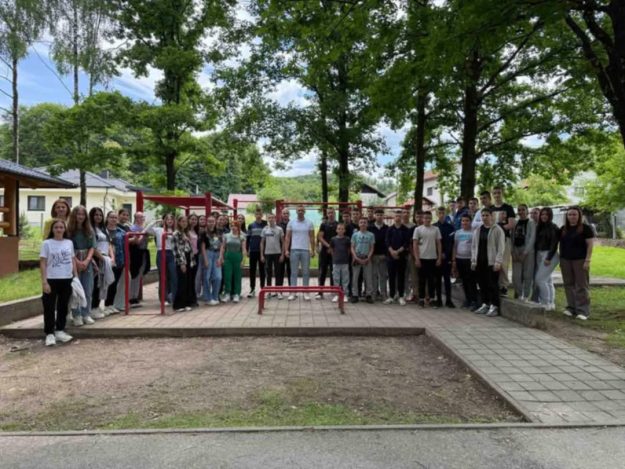 7eed0a86-5fc2-4f0c-8644-a600ba82c192